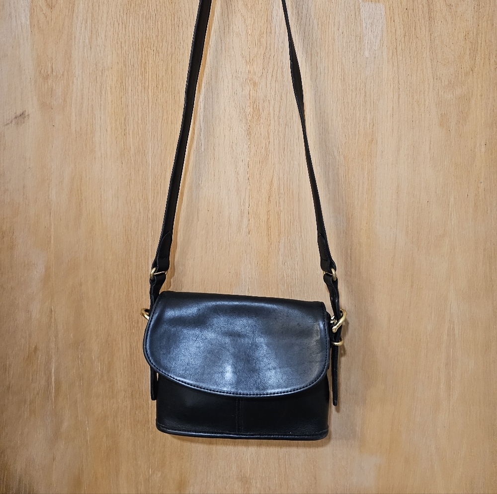 Coach Vintage Black Leather Crossbody Bag